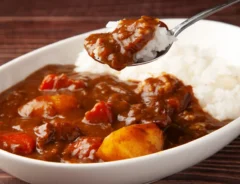 カレーを辛くする方法とは？手軽に辛さを調整できる調味料を紹介