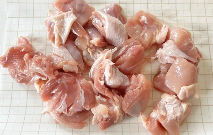 『炊飯器でバターチキンカレー』を作る写真（撮影：エニママ）