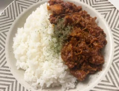 炊飯器カレーの写真