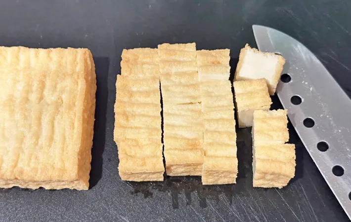 『のり塩コロコロ絹厚揚げ』を作る写真（撮影：エニママ）