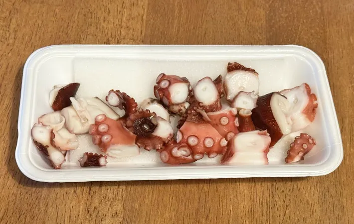 『きのこのキムチ漬け』を作る写真（撮影：エニママ）