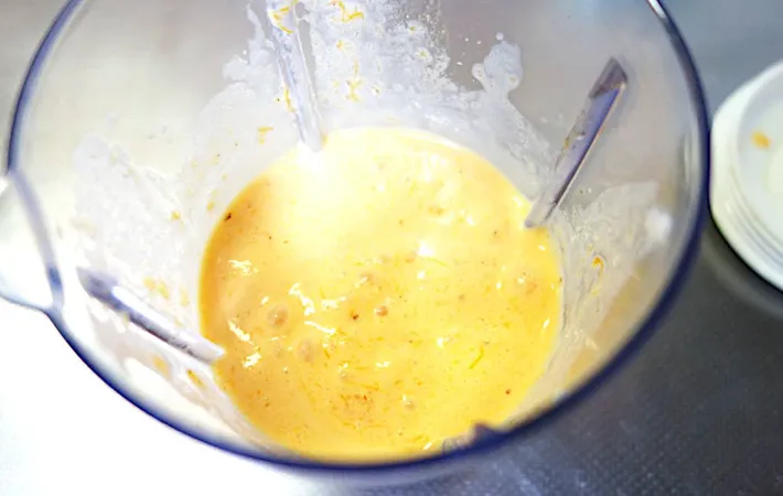 『簡単　柿プリン』を作る写真（撮影：エニママ）