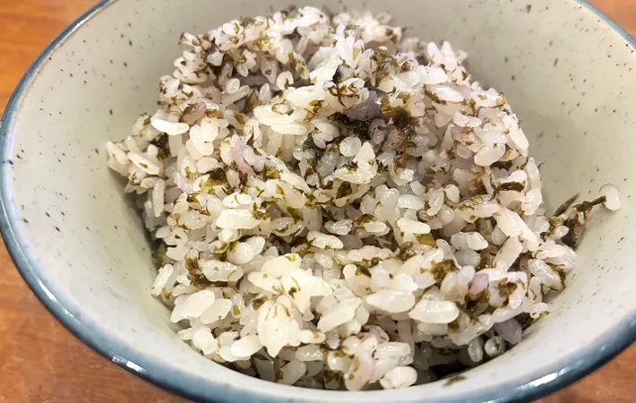 『海苔の炊き込みごはん』の完成写真（撮影：エニママ）