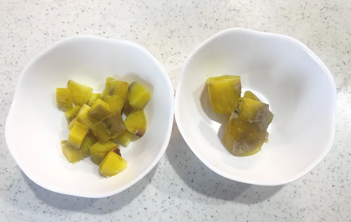 『焼き芋デリ風サラダ』を作る写真（撮影：エニママ）