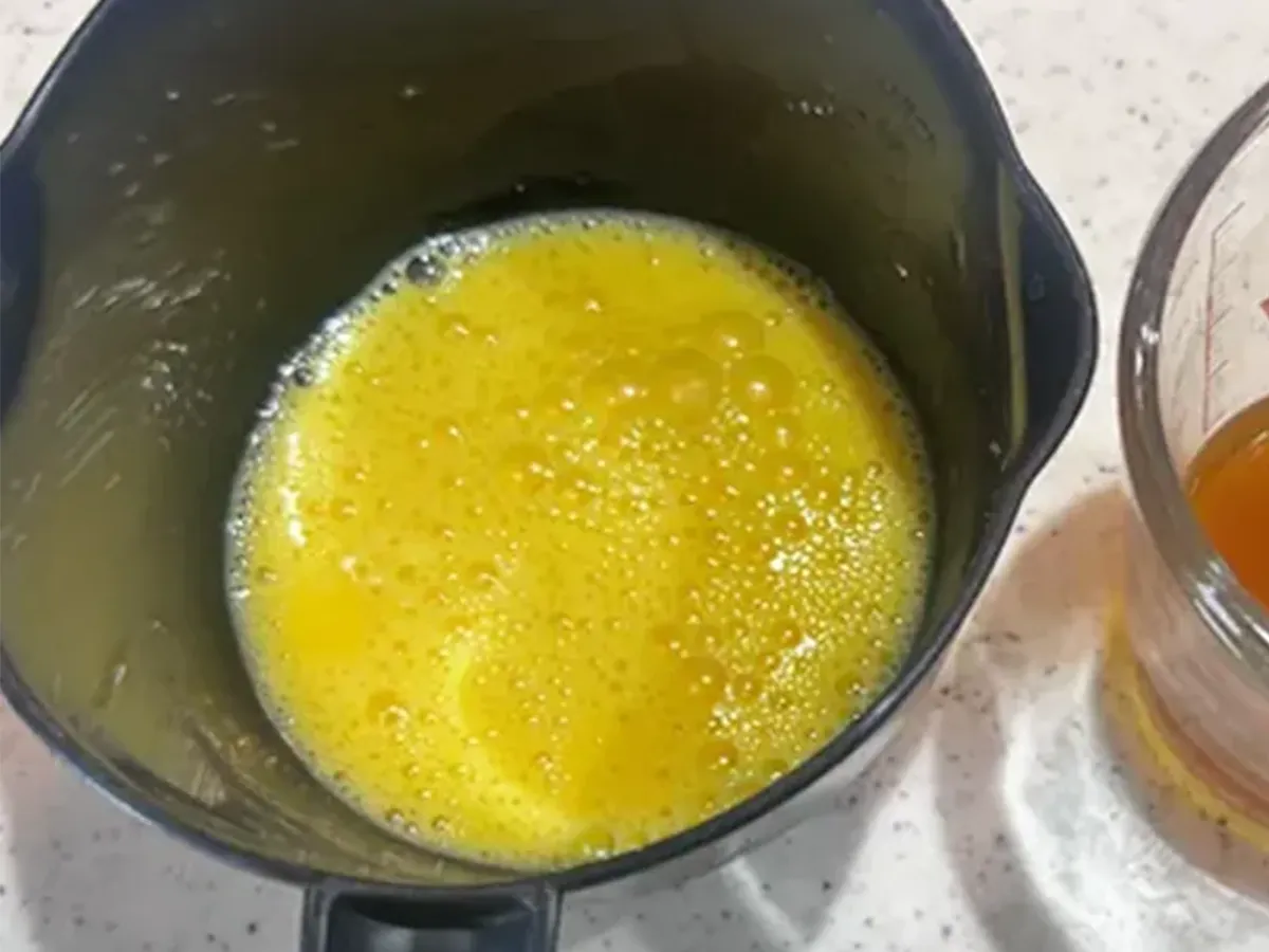 玉子焼き作りの写真（撮影：エニママ）