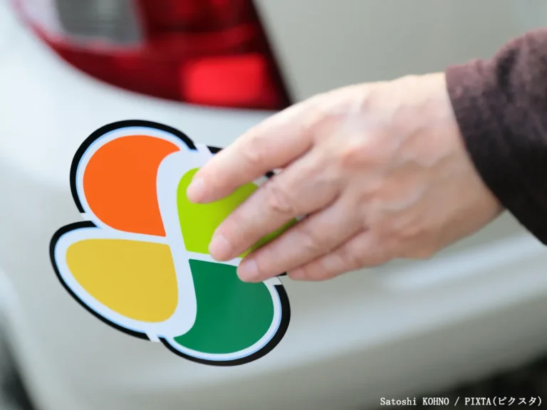 高齢ドライバーのイメージ