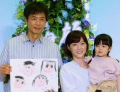 『監察医朝顔』に出演する時任三郎さんと上野樹里さん