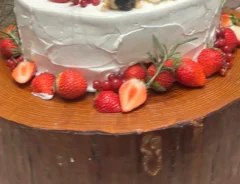 ウェディングケーキの写真