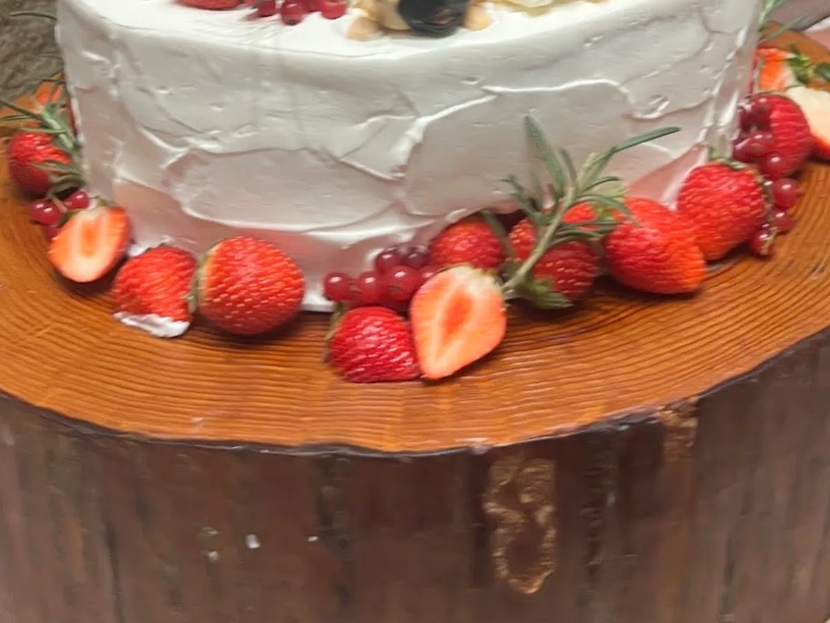 ウェディングケーキの写真