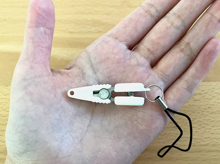 『超ミニ携帯ハサミ』の写真（撮影：grape編集部