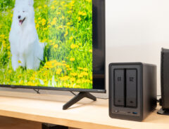 UGREEN NASync DXP2800