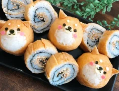 柴犬モチーフのおにぎりの写真