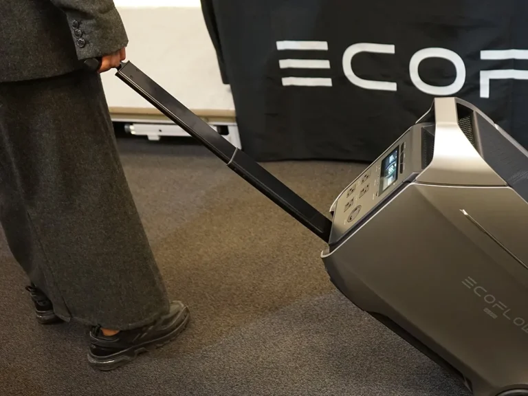 ポータブル電源の写真(撮影:grape編集部)