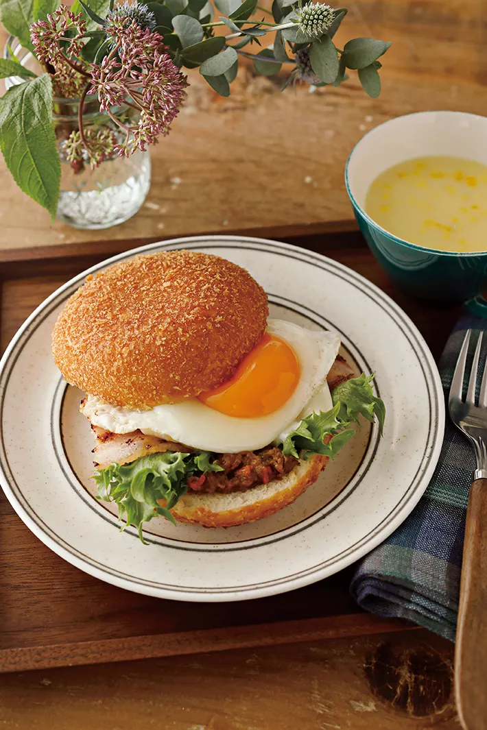 『カレーパンバーガー』の写真