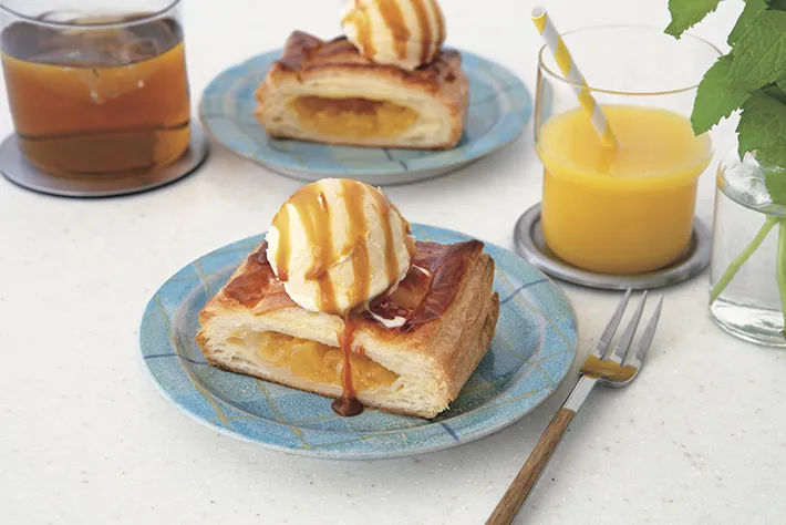 『アップルパイのアイス添え』の写真