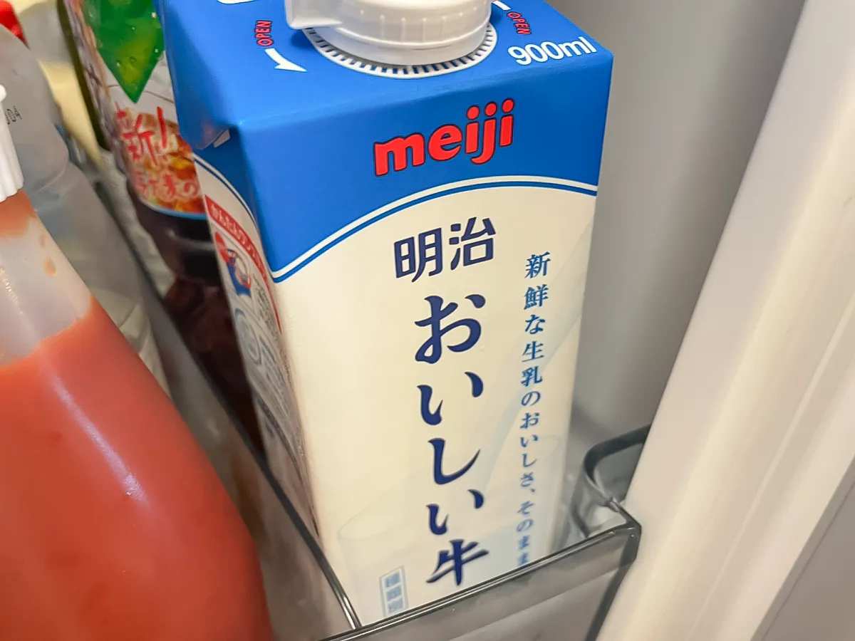 『明治おいしい牛乳』の写真（撮影：grape編集部）