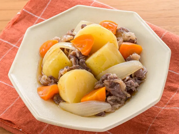 『肉じゃが』の写真