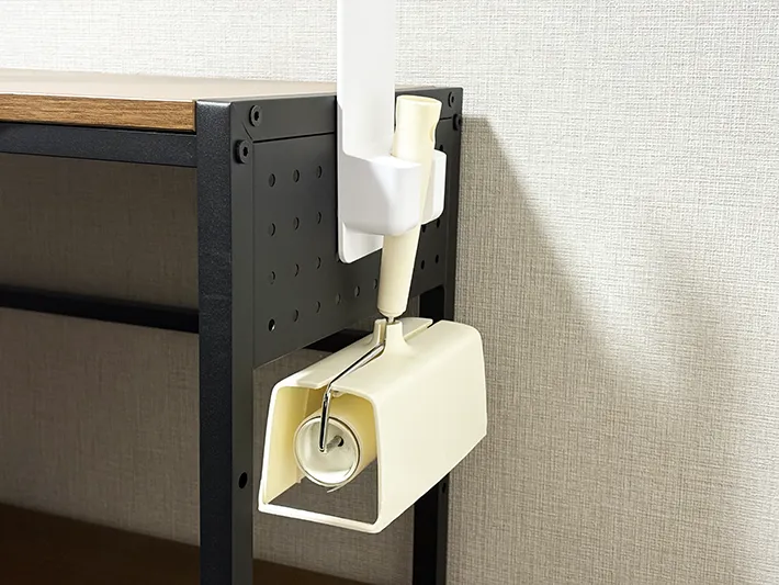 ダイソーの『シャワーホルダー』の画像（撮影：grape編集部）