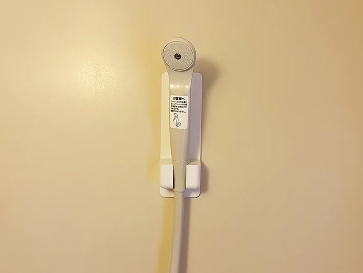 ダイソーの『シャワーホルダー』の画像（撮影：grape編集部）