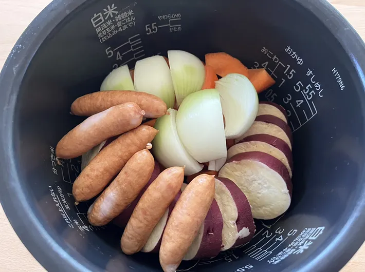 和風ポトフの調理写真（撮影：grape編集部）