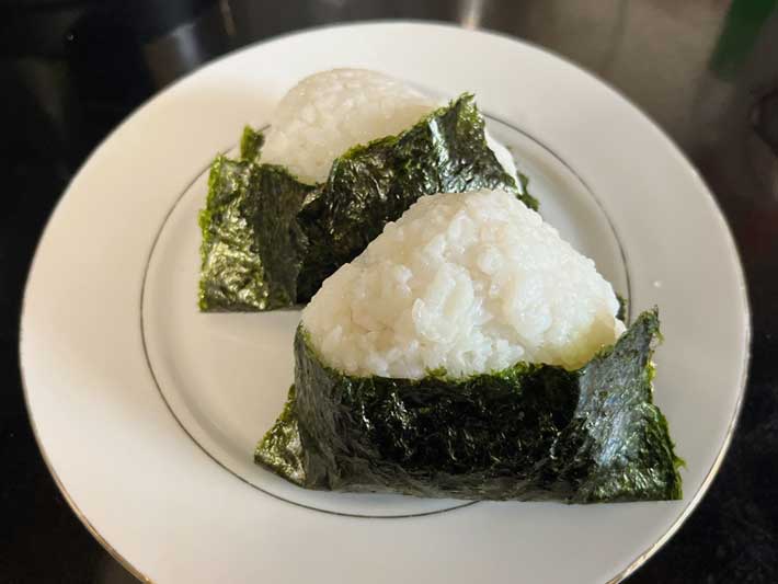 おにぎり（撮影：grape編集部）