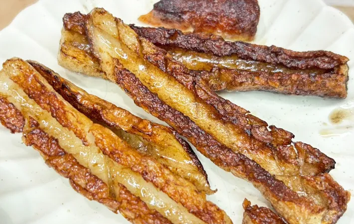 『冷凍ちくわのイカ焼き』の完成写真（撮影：キジカク）