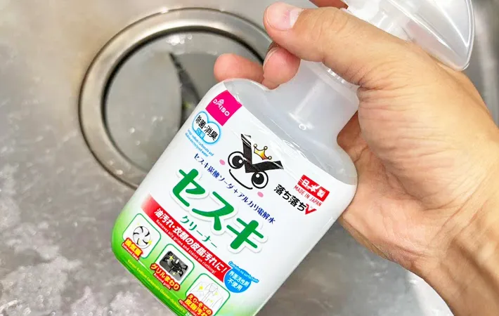 『ダイソー セスキクリーナー』の写真（撮影：キジカク）