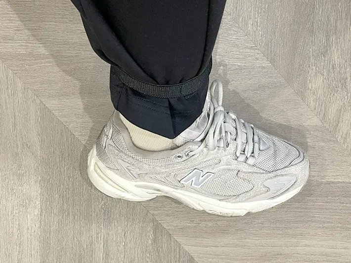 べんりベルトをズボンに巻いた写真（撮影：grape編集部）