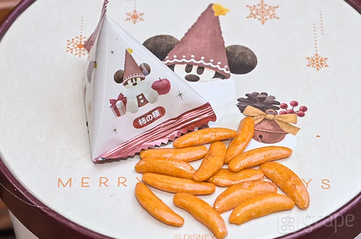 ディズニー『菓子詰め合わせ』の写真（撮影：grape編集部）
