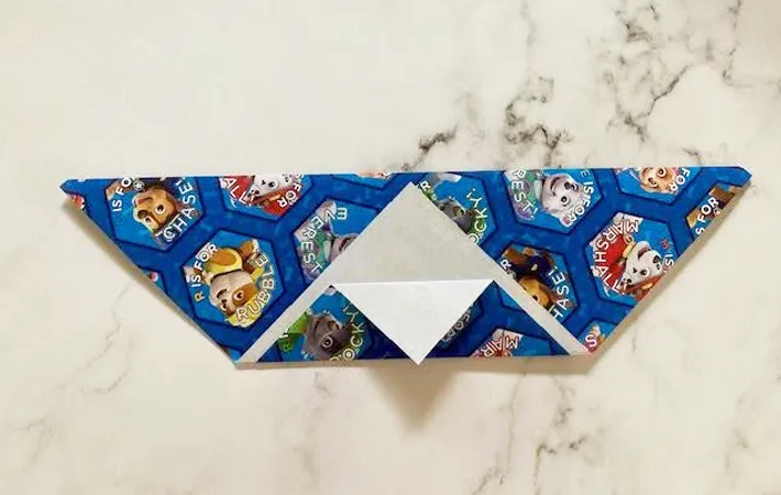 『折り紙ポチ袋』を作る写真（撮影：エニママ）