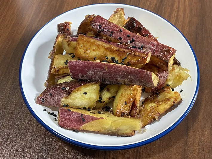 完成した『芋バタースティック』の写真（撮影：grape編集部）