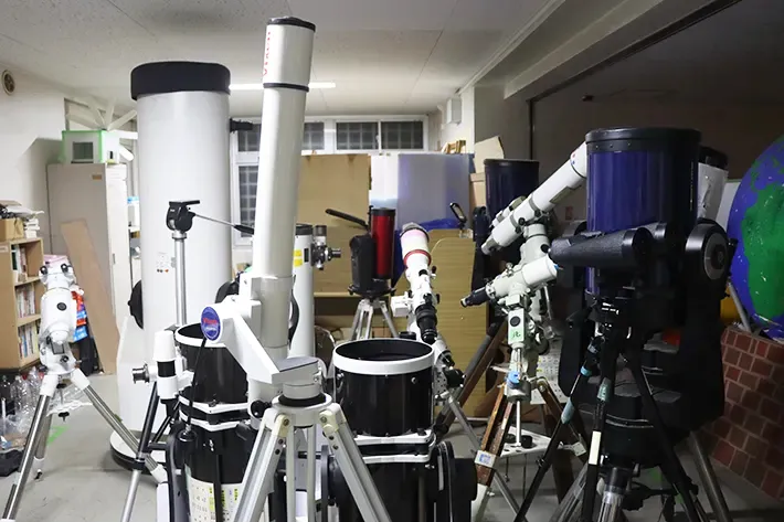 立川高校天文気象部の機材の写真（撮影：grape編集部）