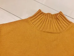 セーター（撮影：grape編集部）