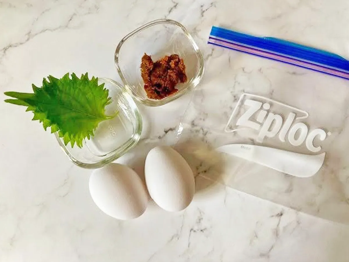 『大葉味噌味玉』の材料写真(撮影:エニママ)