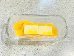 卵とベビーチーズ（撮影：grape編集部）