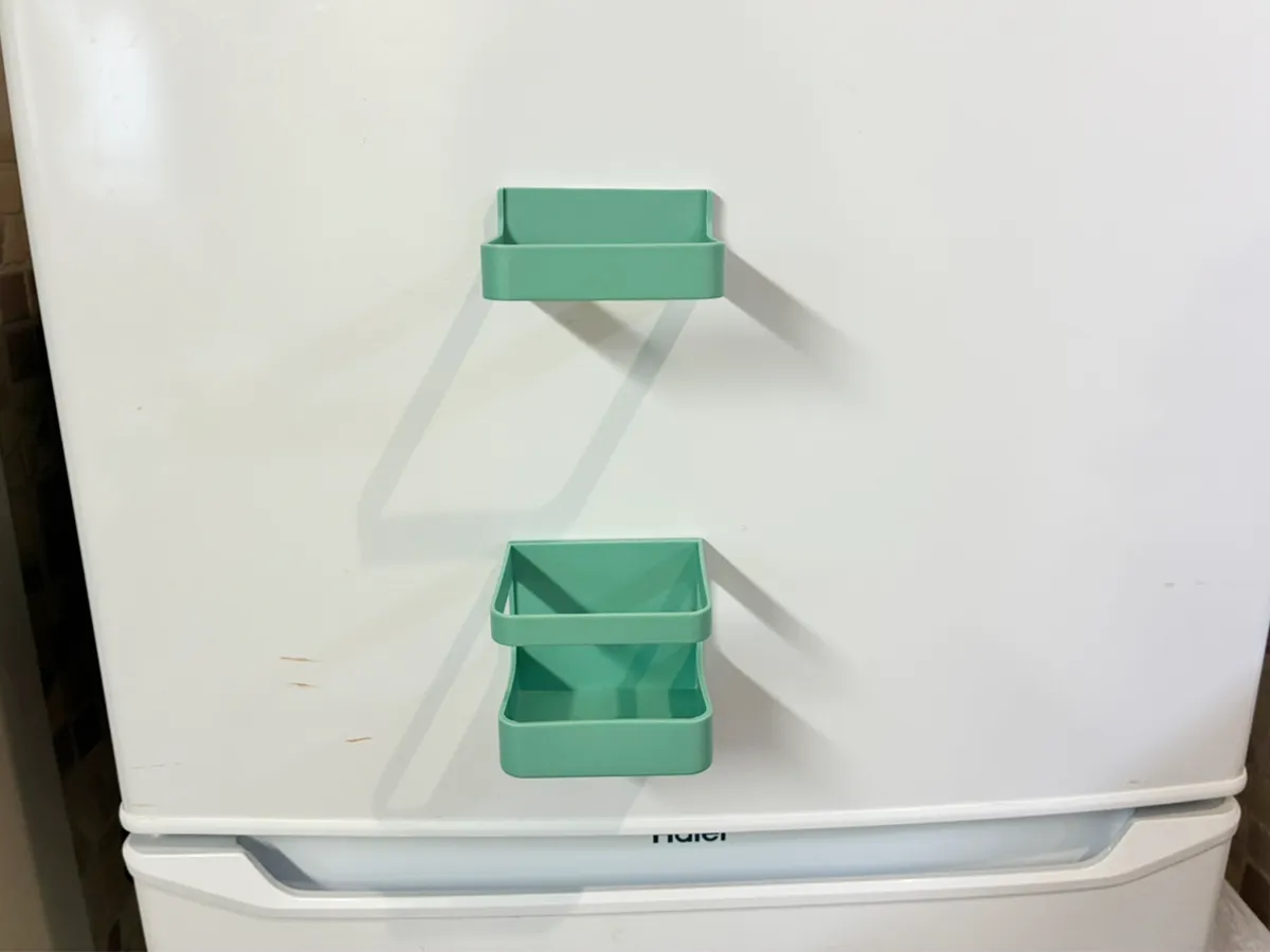 マグネット傘立ての活用シーン(撮影:grape編集部)