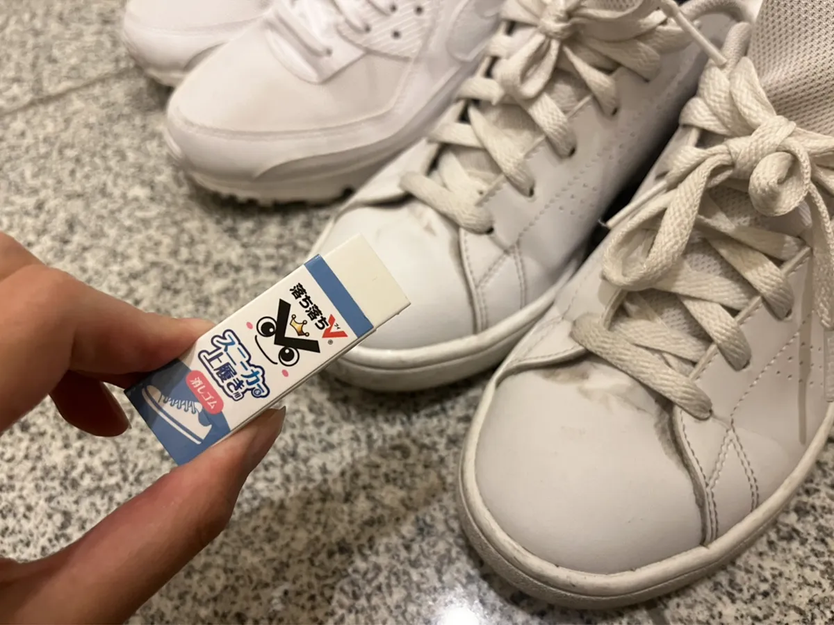 スニーカー消しゴムの写真（撮影：grape編集部）