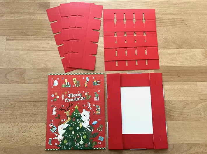 アドベントカレンダーキットの写真（撮影：grape編集部）