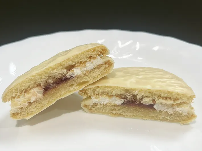 『白いチョコパイプレミアム』の写真（撮影：grape編集部）