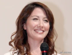 山本モナの写真