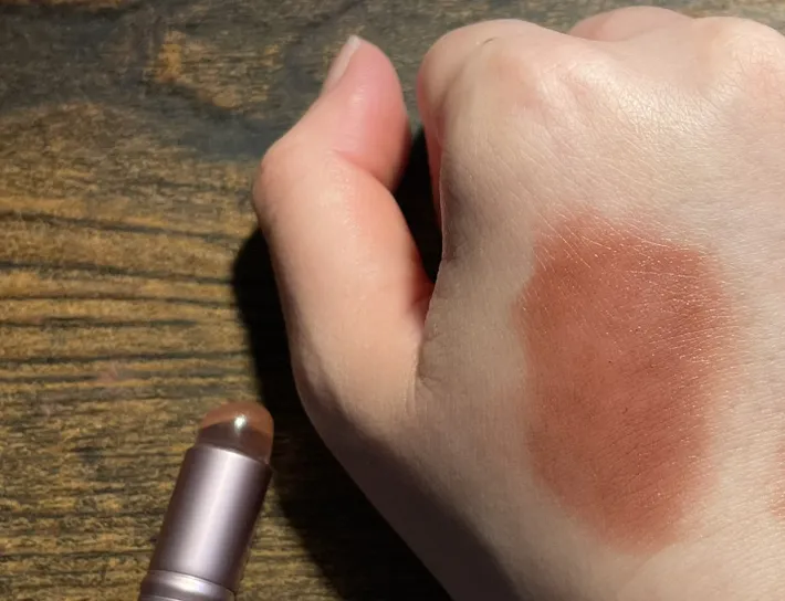 ぼかしたリップの写真（撮影：grape編集部）