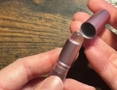 リップブラシの写真（撮影：grape編集部）