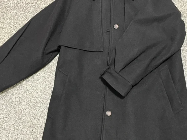 ロングコートの写真(撮影:grape編集部)