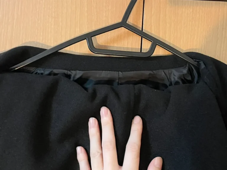 ロングコートの写真(撮影:grape編集部)