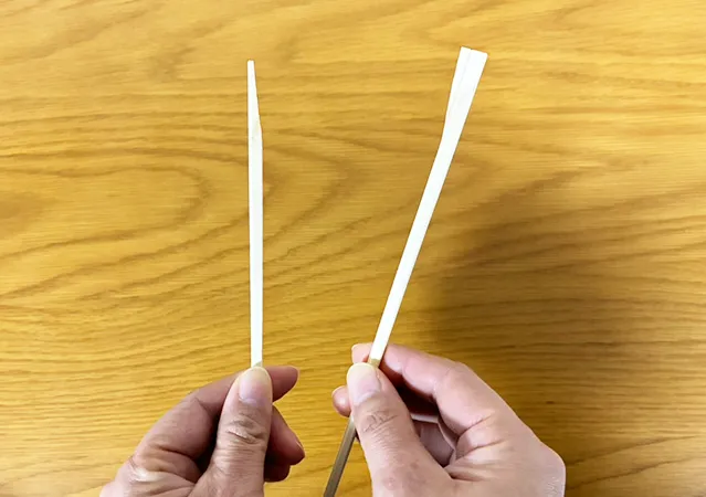 割りばしをきれいに割る方法（撮影：grape編集部）