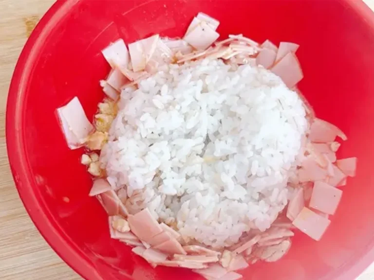 チャーハンを作る画像(撮影:キジカク)