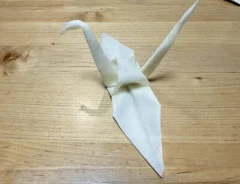 春巻きの皮で作ったツル