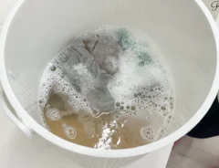 汚れた水の写真（撮影：Heulie）