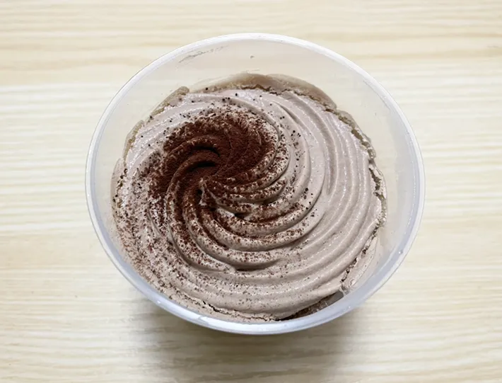 『植物生まれのチョコケーキ』の写真（撮影：grape編集部）