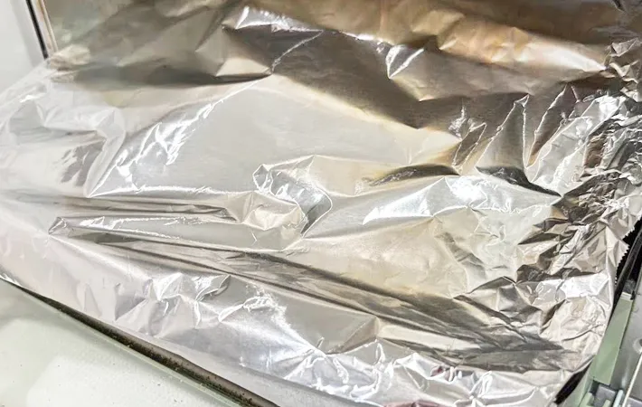 『焼きマシュマロクッキーにトッピング』を作る写真（撮影：キジカク）